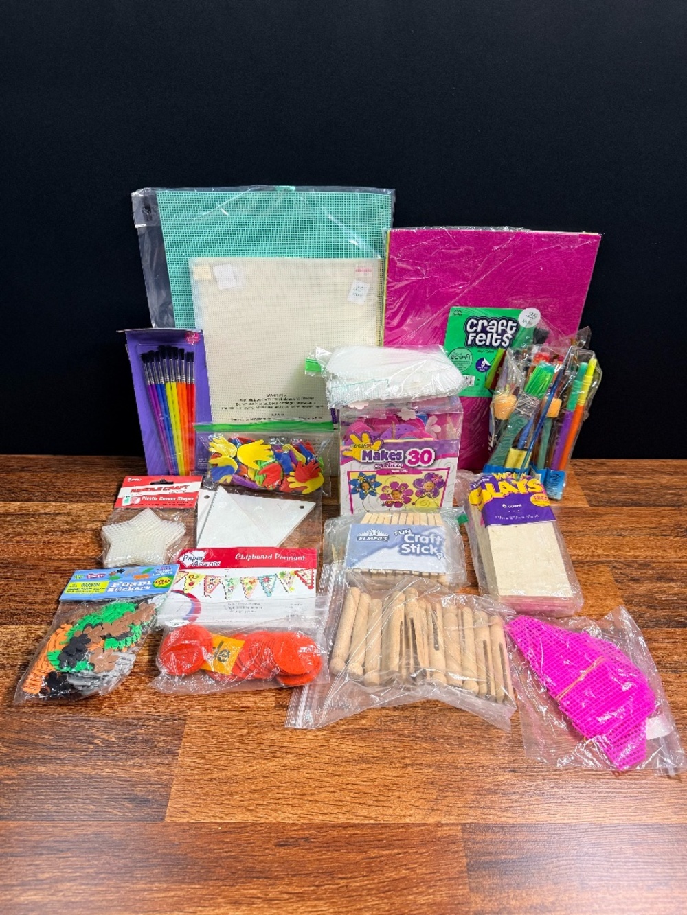 Crafting Lot - Picture 1 of 16